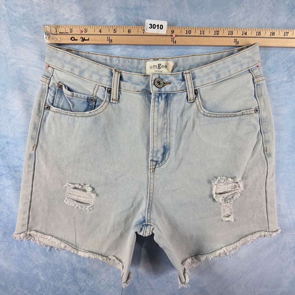 Umgee Denim Womens Light Wash Distressed High Rise Jean Shorts Size S Frayed Hem